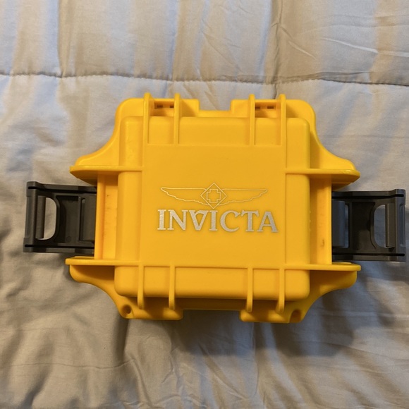 Invicta 1 Slot Dive Impact Case Yellow - Picture 3 of 3